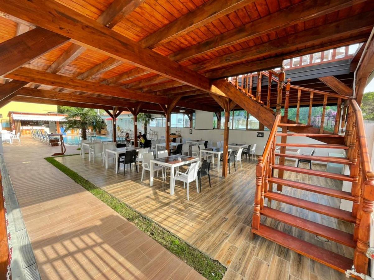 Hotel Brian Velipojë Exterior foto