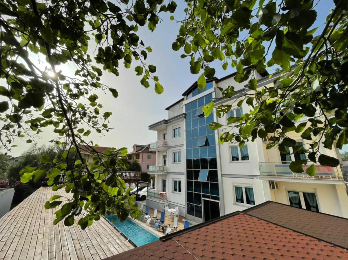 Hotel Brian Velipojë Exterior foto